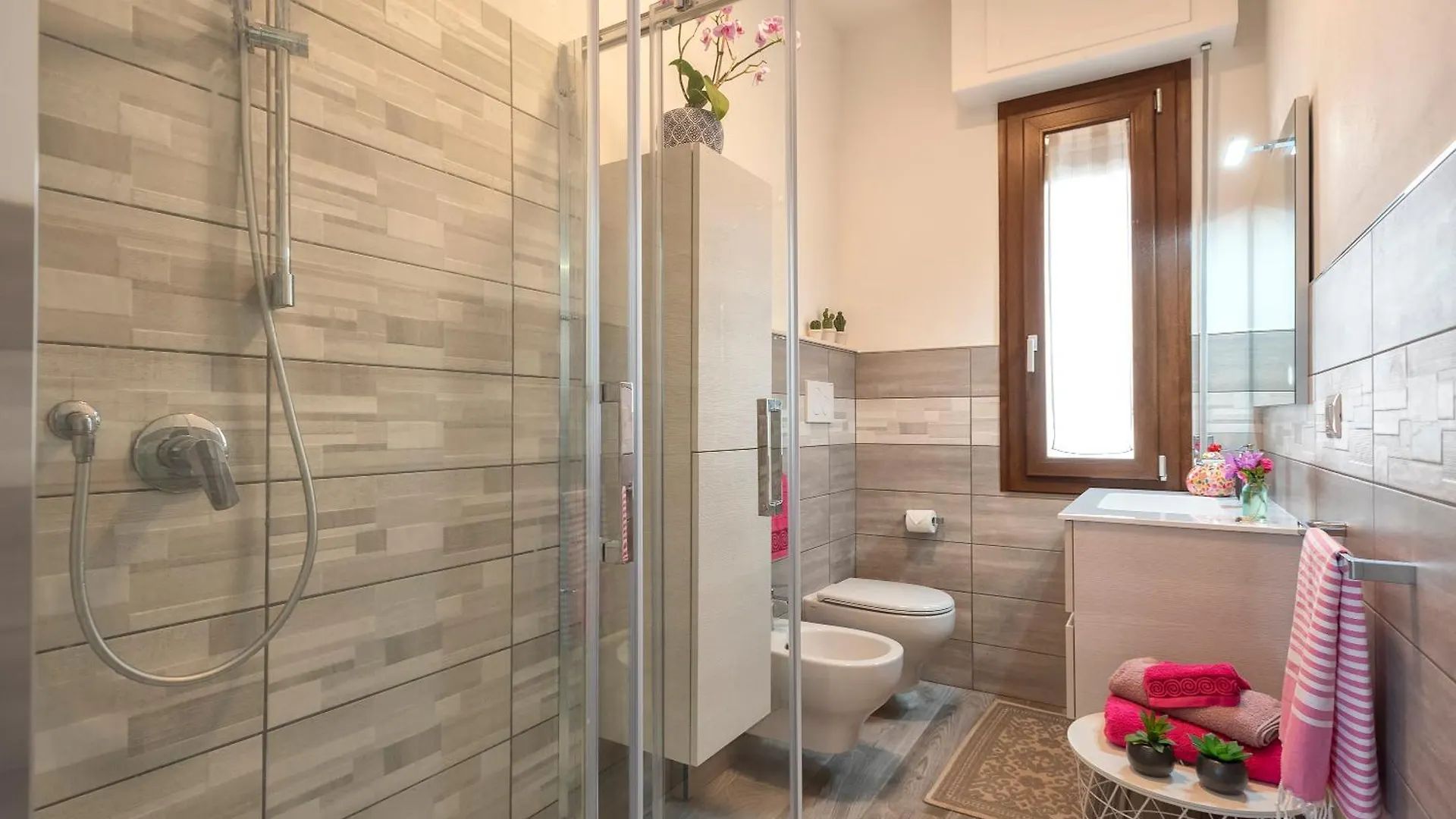 Valencia Penthouse With Spectacular Beachfront Terraces Wifi, Air Conditioning, Close To Beaches Alghero