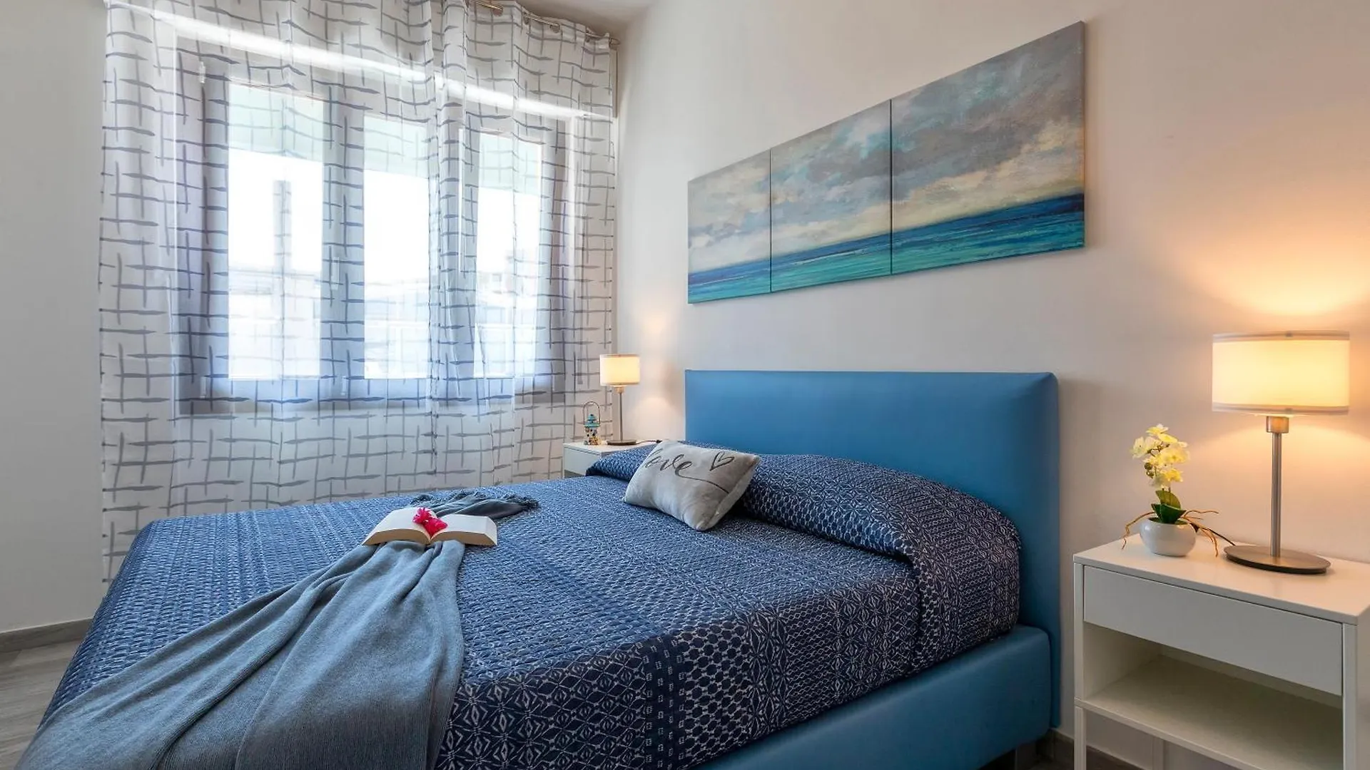 Valencia Penthouse With Spectacular Beachfront Terraces Wifi, Air Conditioning, Close To Beaches Alghero